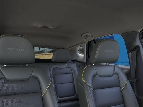 New 2026 Chevrolet Trax ACTIV w/ Driver Confidence Package FWD image 25