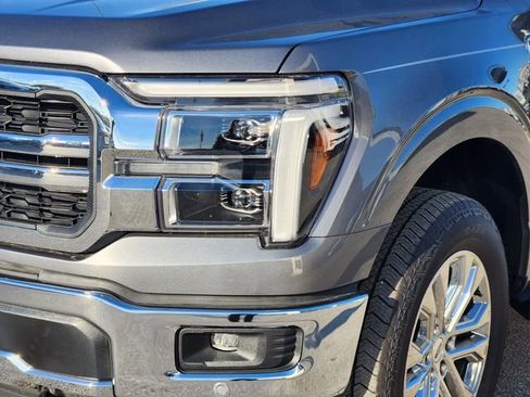 Used 2025 Ford F150 Lariat w/ Equipment Group 502A High AWD/4WD image 6