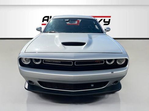 Used 2023 Dodge Challenger R/T RWD image 2
