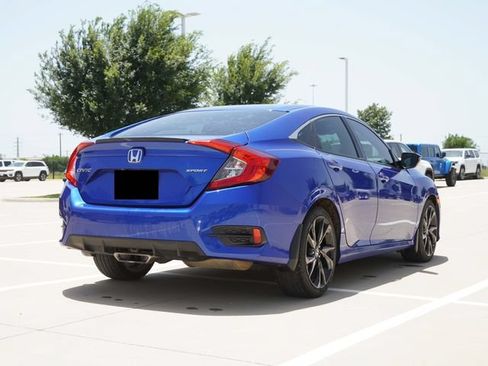Used 2020 Honda Civic Sport image 9