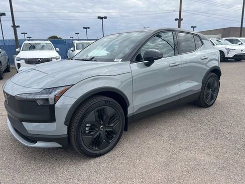 New 2026 Volvo EX30 Cross Country Ultra image 7