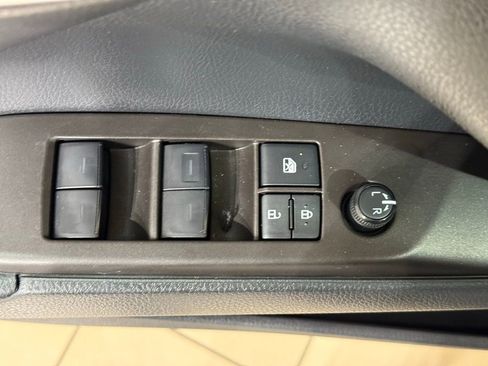 Certified 2023 Toyota Camry SE FWD image 15