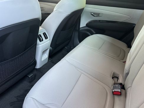 Used 2025 Hyundai Tucson Limited image 14