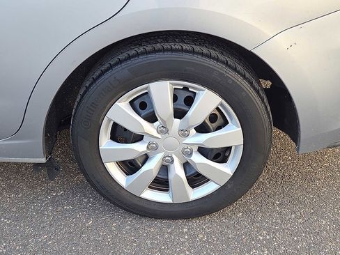 Used 2019 Subaru Impreza 2.0i image 9