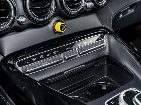 Used 2018 Mercedes-Benz AMG GT R image 25
