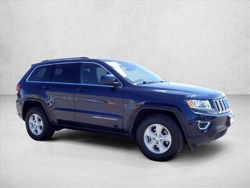 Used 2015 Jeep Grand Cherokee Laredo w/ Quick Order Package 23E AWD/4WD image 6