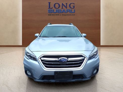 Used 2019 Subaru Outback 2.5i Limited AWD/4WD image 4