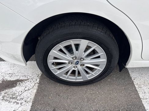 Used 2017 Subaru Impreza 2.0i Premium AWD/4WD image 10