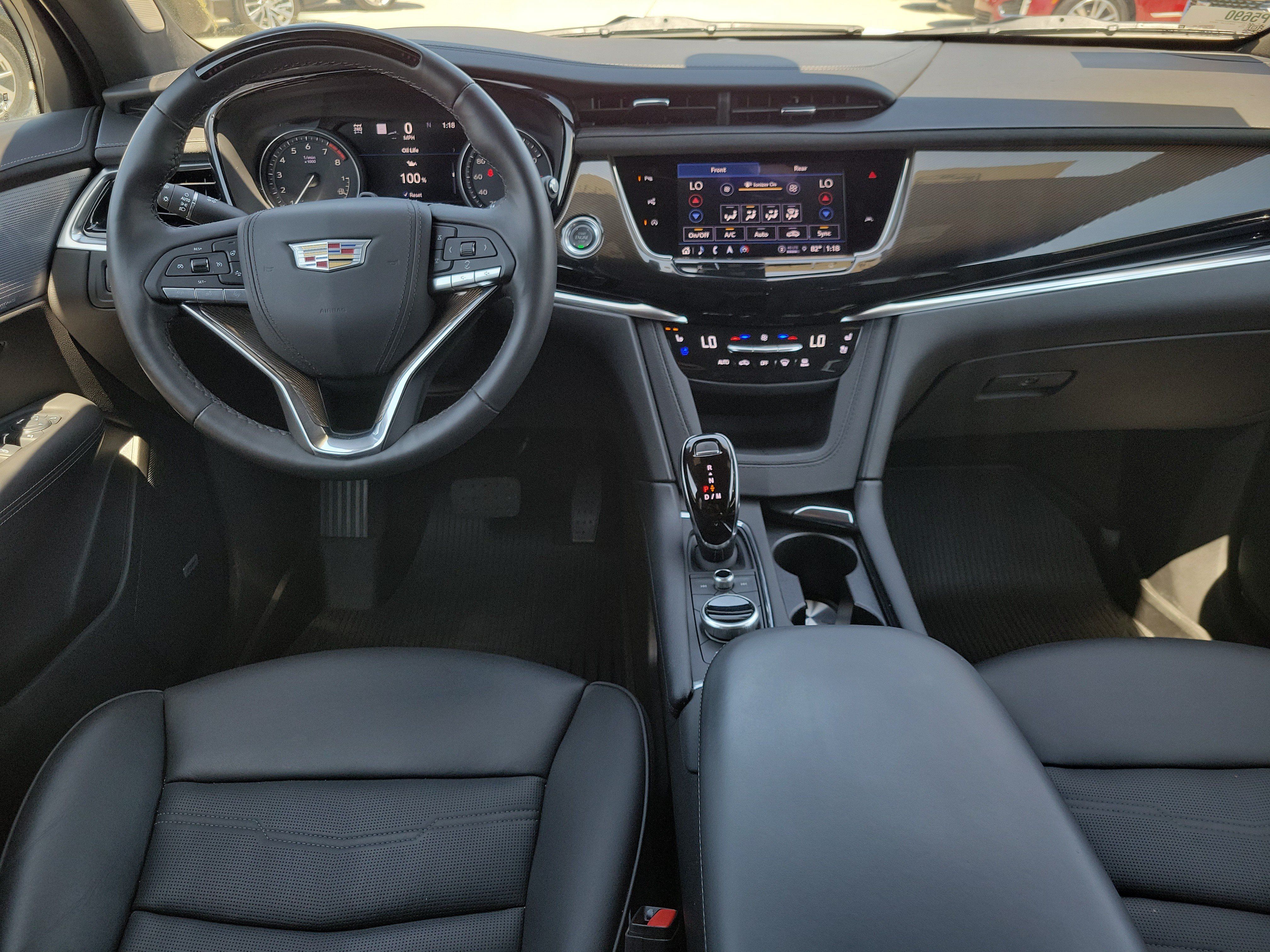 Certified 2025 Cadillac XT6 Premium Luxury w/ Platinum Package AWD/4WD image 13