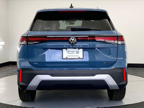 New 2026 Volkswagen Tiguan SE image 5