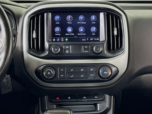 Used 2020 Chevrolet Colorado LT RWD image 12