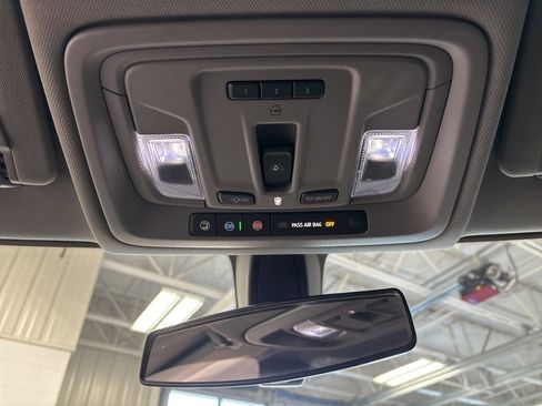 Used 2019 Chevrolet Silverado 1500 LT Trail Boss image 16