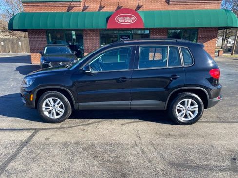 Used 2016 Volkswagen Tiguan S image 7