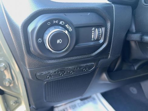 New 2026 Jeep Wrangler Unlimited Sport image 25