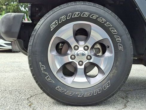 Used 2016 Jeep Wrangler Unlimited Sahara w/ Trailer Tow Group image 8