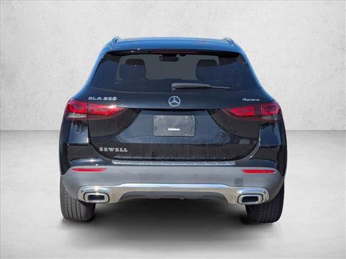 Used 2022 Mercedes-Benz GLA 250 4MATIC image 5