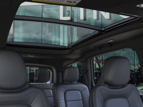 New 2026 Lincoln Aviator Reserve w/ Luxury Package RWD image 22