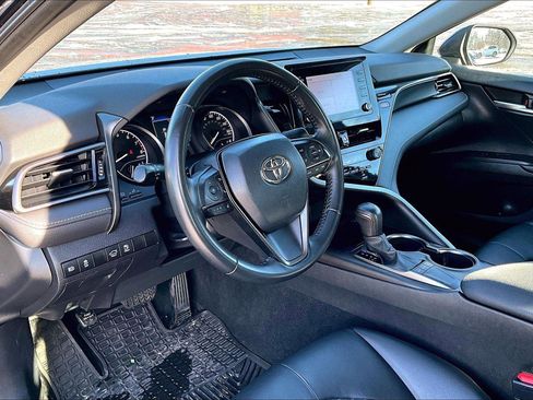 Used 2023 Toyota Camry SE image 14