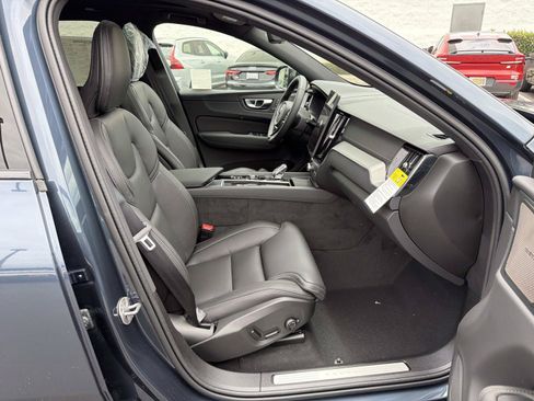 New 2026 Volvo XC60 T8 Ultra w/ Climate Package PRO AWD/4WD image 20