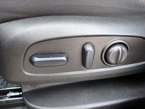 Used 2024 Chevrolet Equinox LT image 14