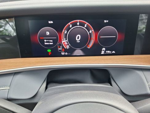 New 2026 Volkswagen Tiguan SEL R-Line AWD/4WD image 15