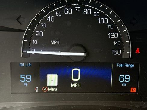 Used 2018 Cadillac XT5 Luxury w/ Driver Awareness Package image 26