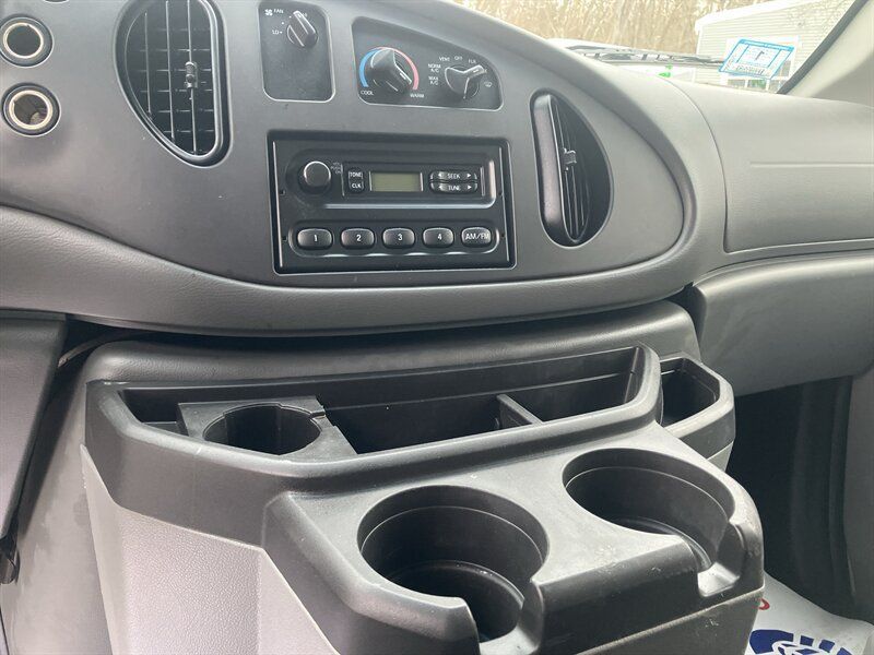 Used 2008 Ford E-350 and Econoline 350 Super Duty RWD image 10