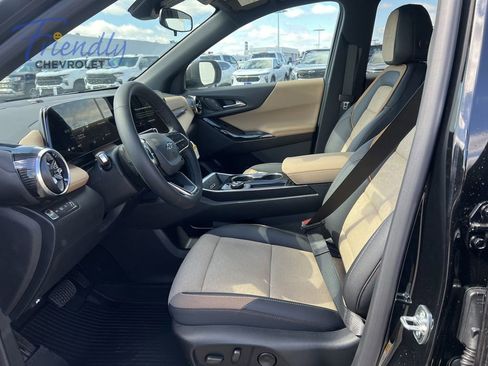 New 2026 Chevrolet Equinox ACTIV w/ Convenience Package III AWD/4WD image 4