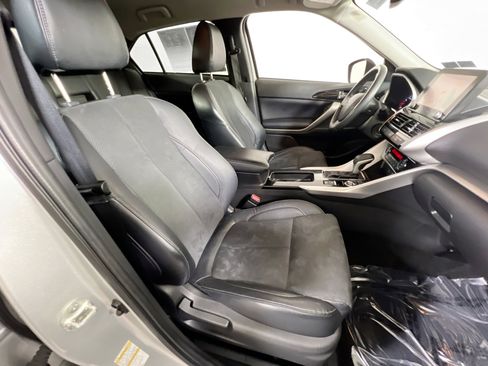 Used 2023 Mitsubishi Eclipse Cross SE image 27