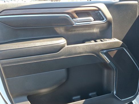 Certified 2023 Chevrolet Silverado 1500 LT AWD/4WD image 12