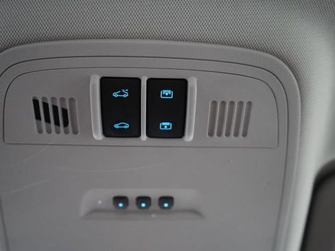 Used 2013 Buick LaCrosse Leather w/ Entertainment Package FWD image 36