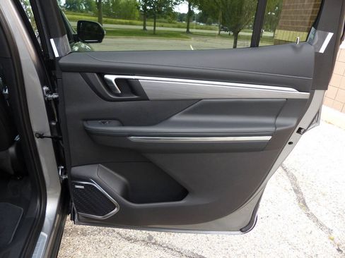 Used 2026 Buick Enclave Preferred w/ LPO, Floor Liner Package FWD image 50