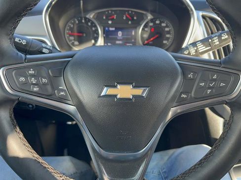 Used 2024 Chevrolet Equinox LT image 19