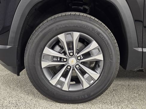 New 2026 Chevrolet Equinox LT w/ Convenience Package II FWD image 14