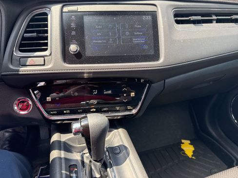 Used 2021 Honda HR-V EX image 14