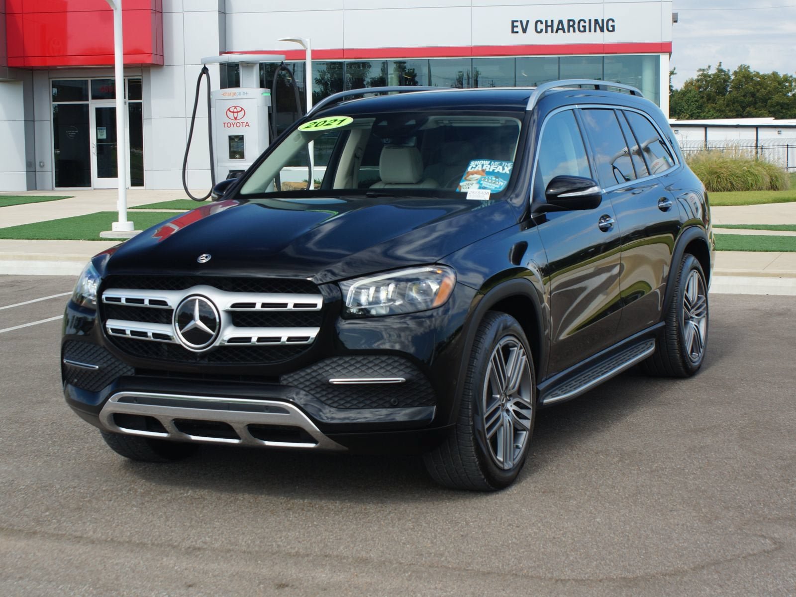 Used 2021 Mercedes-Benz GLS 450 4MATIC image 26
