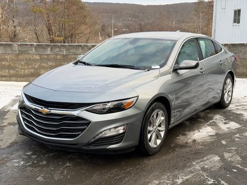 Used 2024 Chevrolet Malibu LT image 1