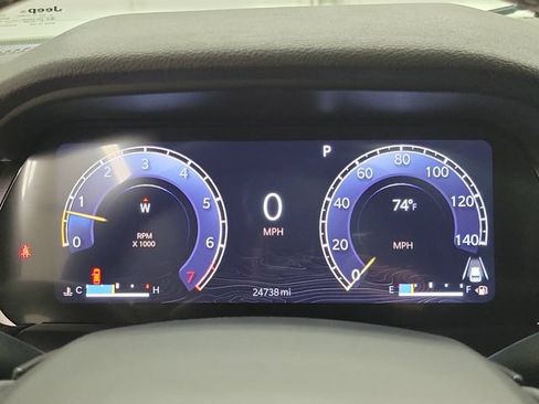 Used 2023 Jeep Grand Cherokee Altitude AWD/4WD image 25