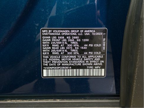 Used 2023 Volkswagen ID.4 Pro AWD/4WD image 36