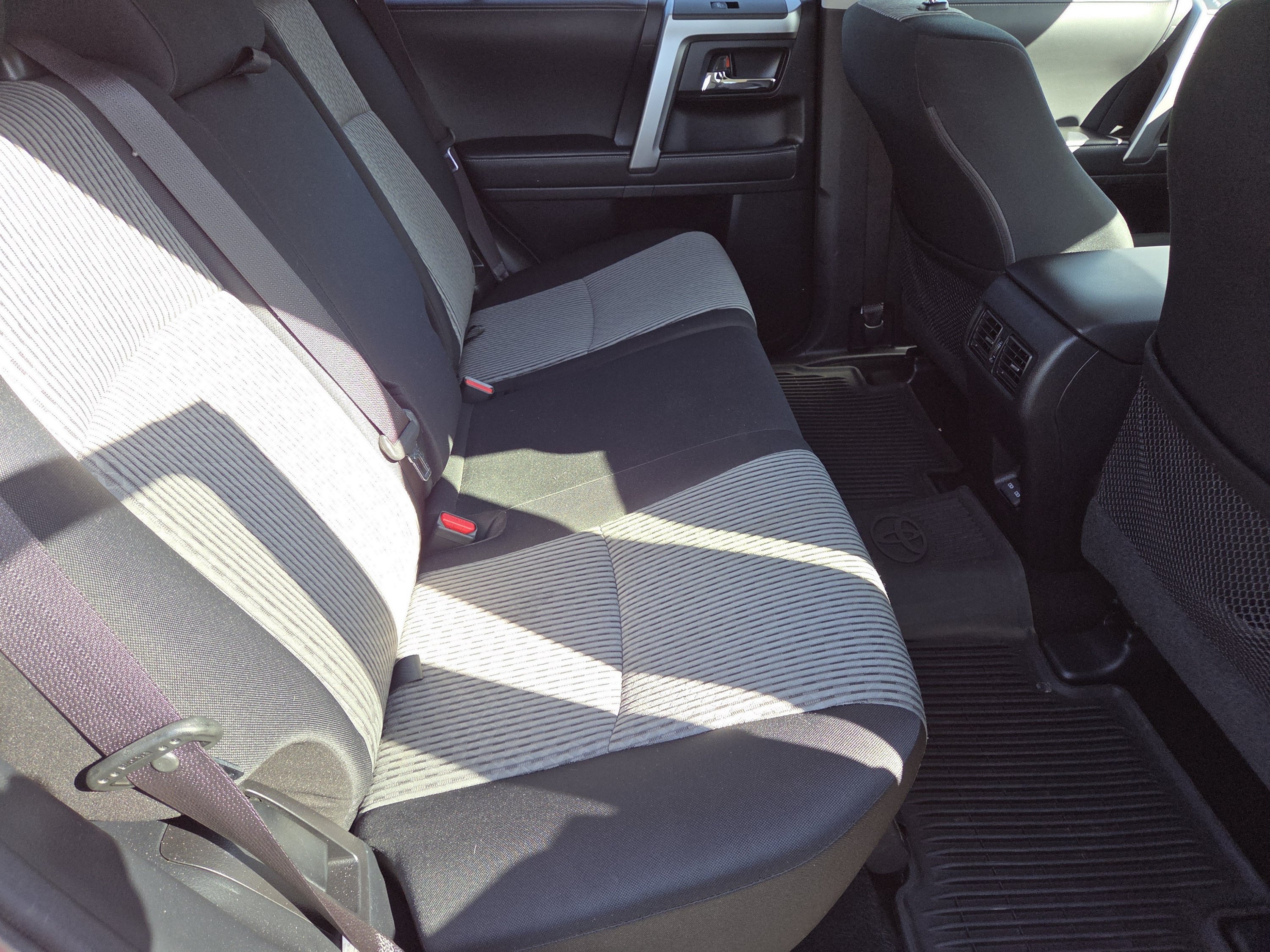 Certified 2023 Toyota 4Runner SR5 AWD/4WD image 29