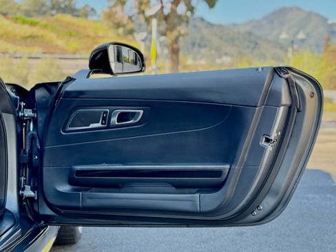 Used 2018 Mercedes-Benz AMG GT R image 48