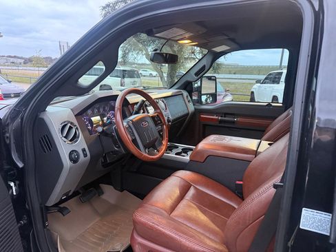 Used 2011 Ford F350 King Ranch w/ King Ranch w/Chrome Pkg image 17