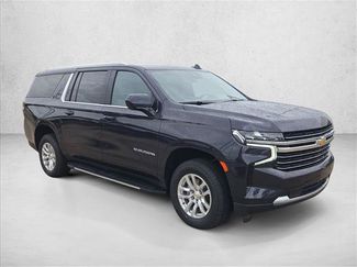 Used 2024 Chevrolet Suburban LT RWD video 3