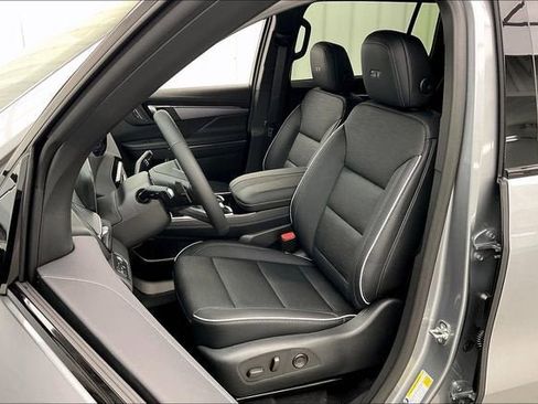 New 2026 Buick Enclave Sport Touring w/ Power Package AWD/4WD image 11