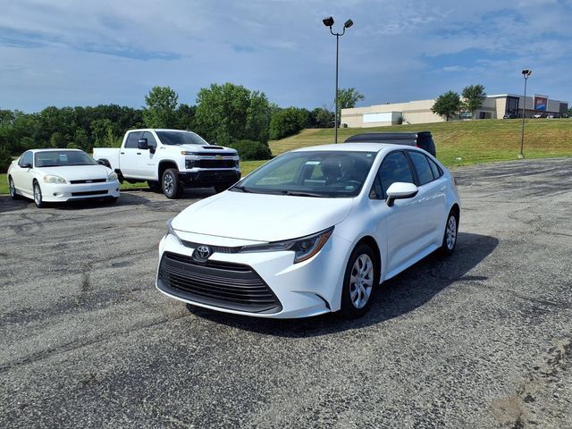 Used 2024 Toyota Corolla LE FWD image 14