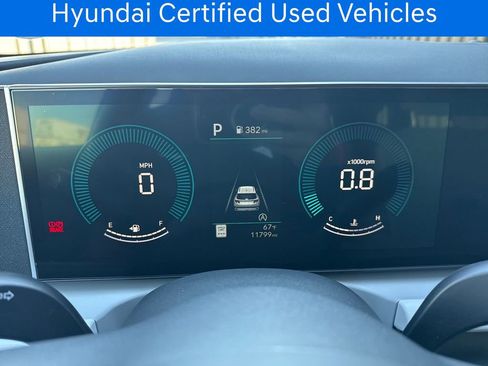 Certified 2025 Hyundai Tucson SE FWD image 22