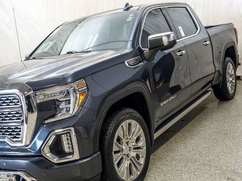 Used 2021 GMC Sierra 1500 Denali w/ Denali Premium Package AWD/4WD image 4