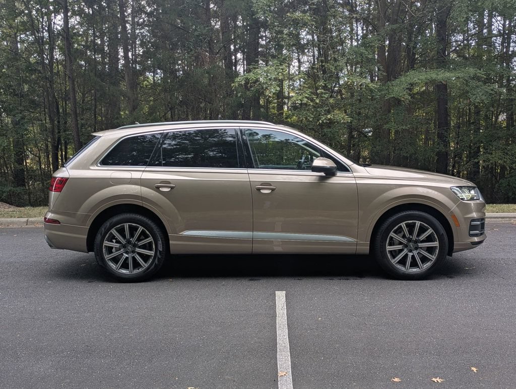 Used 2018 Audi Q7 2.0T Premium Plus w/ Premium Plus Package AWD/4WD image 10
