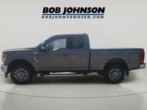 Used 2022 Ford F250 Lariat w/ Lariat Value Package AWD/4WD image 5