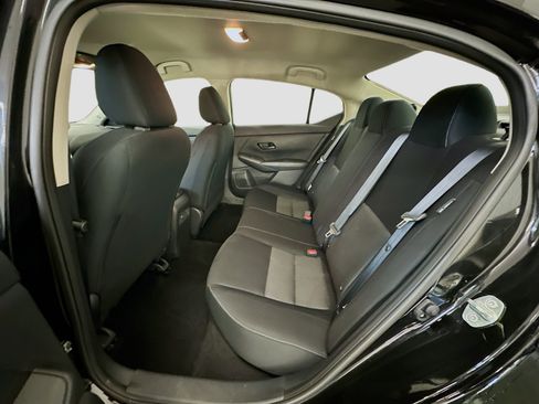 Used 2025 Nissan Sentra SV FWD image 28